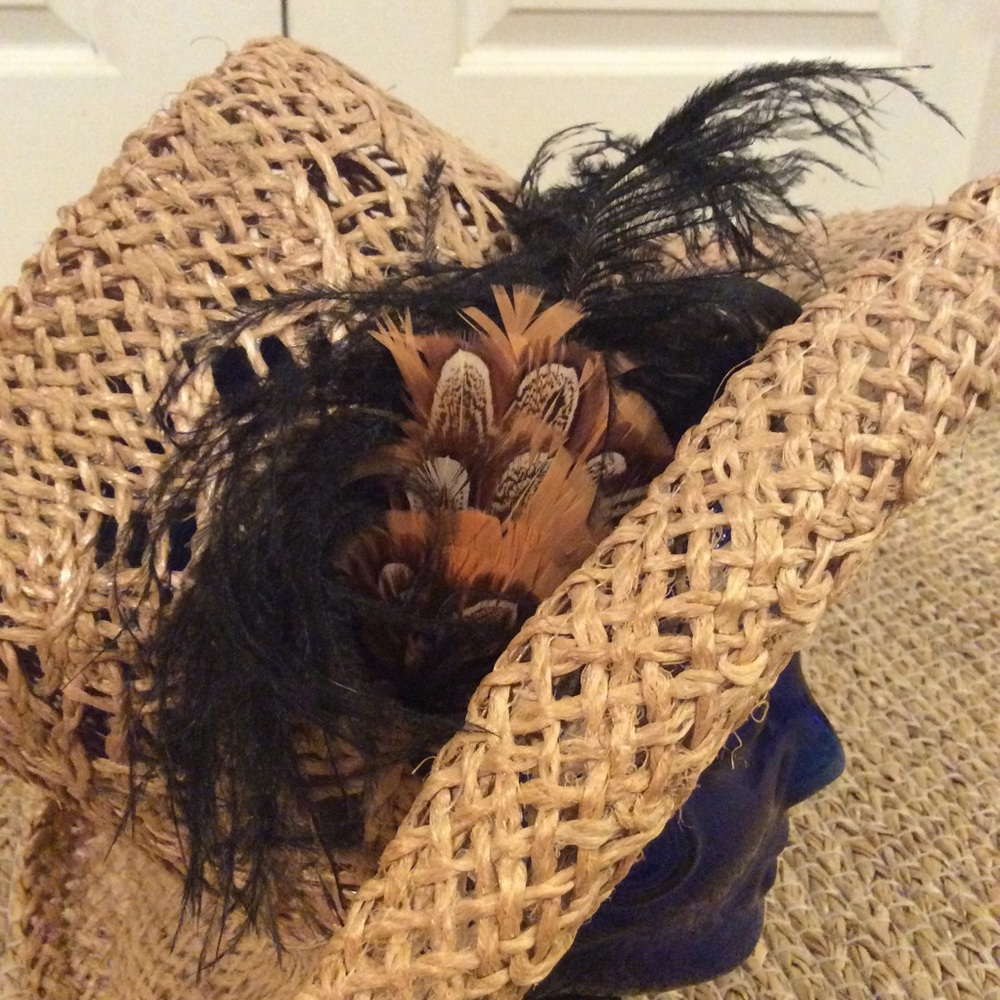 Stylish Tan Woven Hat with Feather Accent